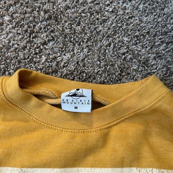 Colorado women’s size M sweatshirt - Picture 3 of 3
